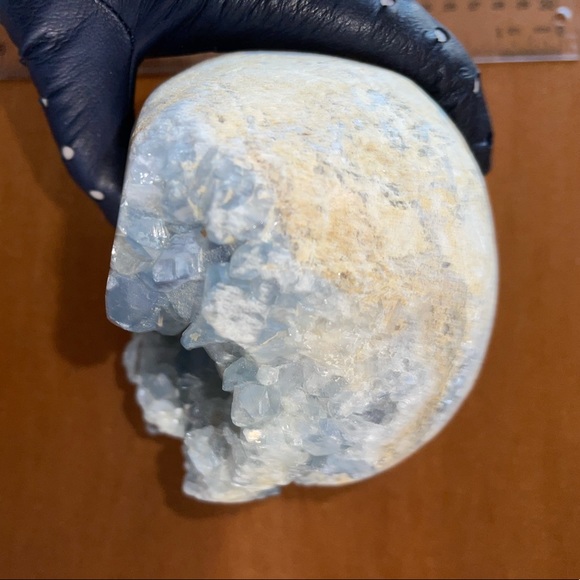 XL Celestite Egg - Picture 11 of 15